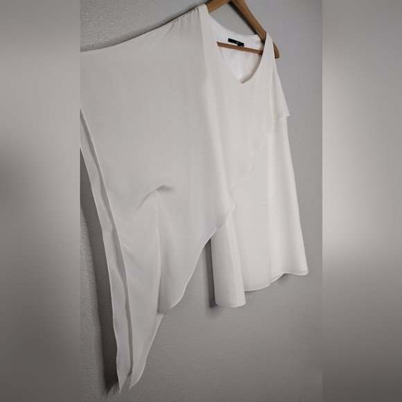 Jaygodfrey Drape Shoulder Tunic Blouse - Picture 4 of 14